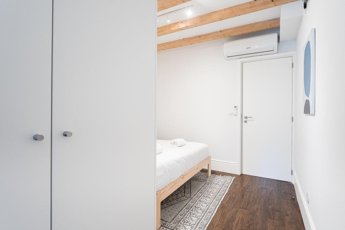 ポルトGuestready - The Perfect Haven Near St. Catarinaアパートメント エクステリア 写真